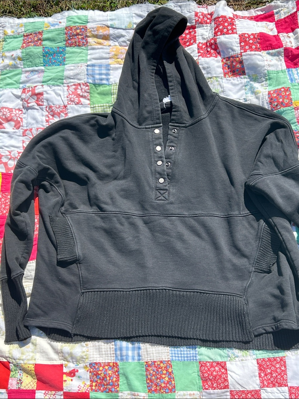 BUCKETLIST Black Hooded Snap-Placket Sweatshirt